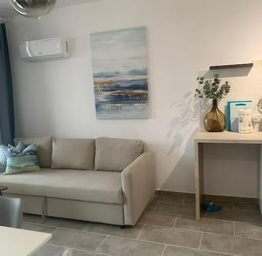 Antonia Sea View 公寓